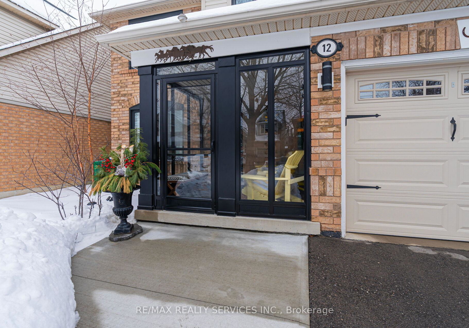 12-thorpe-crescent-brampton-ontario-w12805236