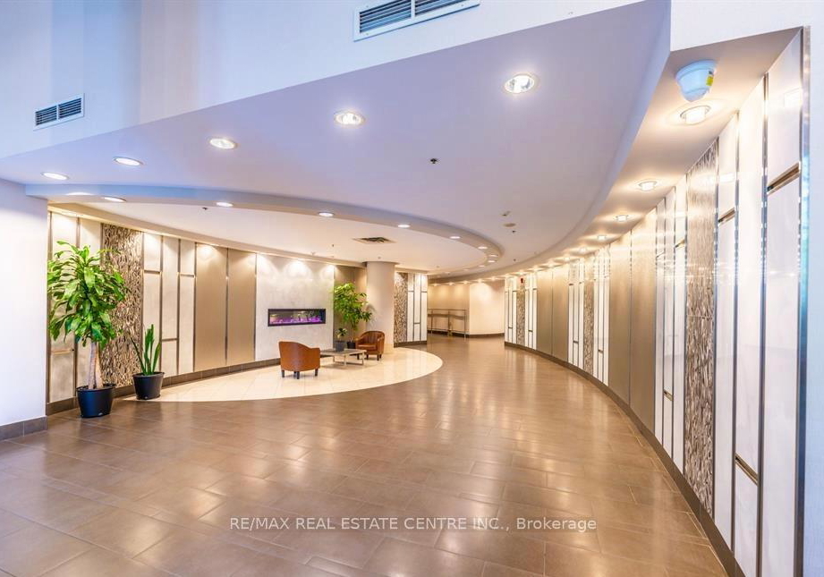 70-absolute-avenue-mississauga-ontario-w12805240