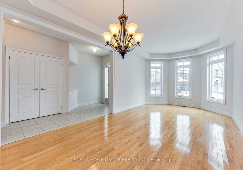 3369-springflower-way-oakville-ontario-w12805476