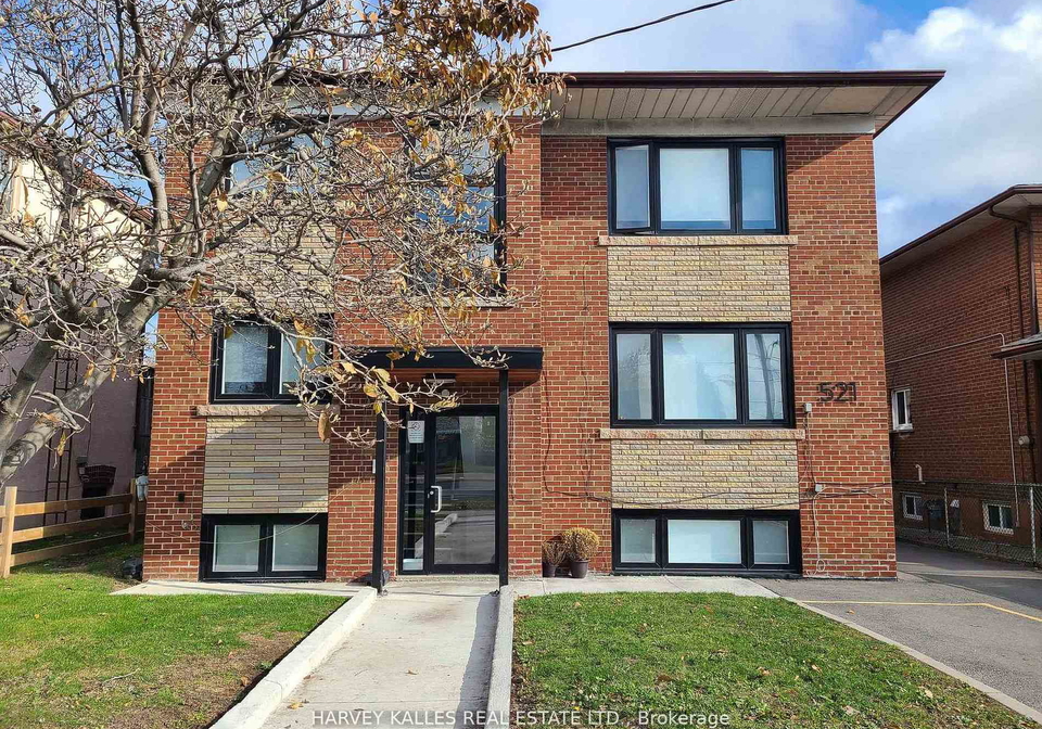 521-browns-line-etobicoke-ontario-w12805668