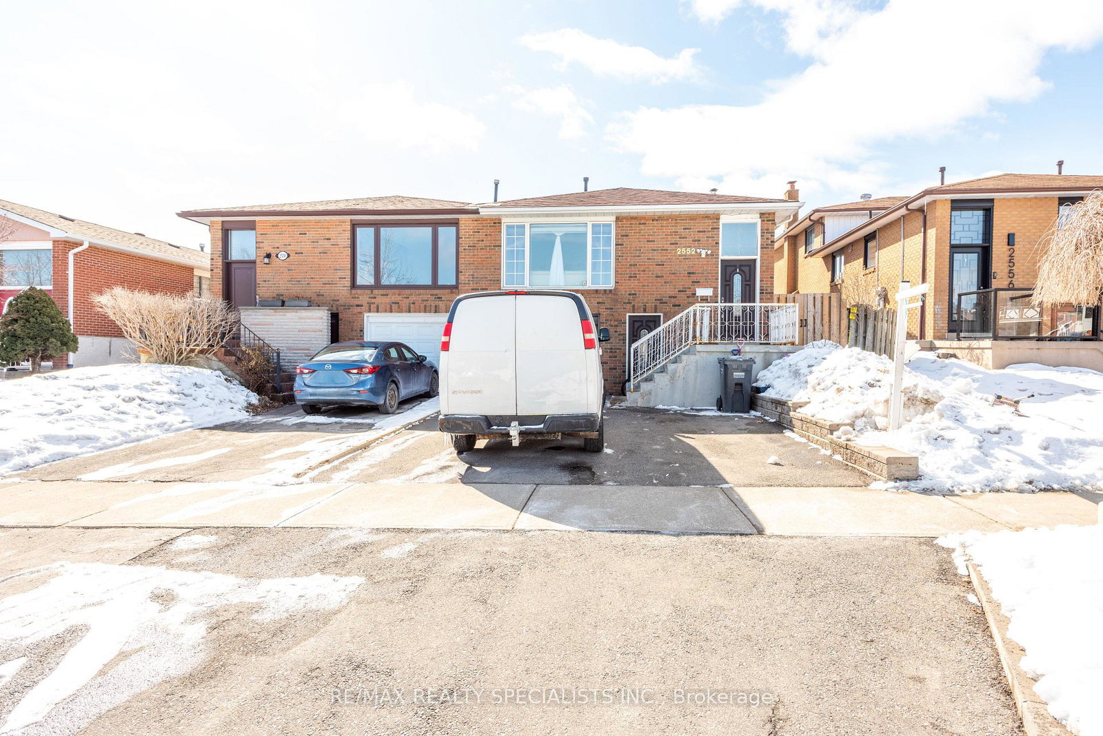 2552-kingsberry-crescent-mississauga-ontario-w12806318