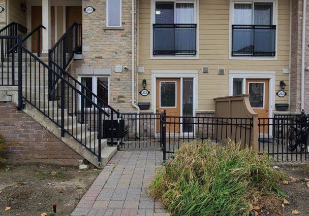 4975-southampton-drive-mississauga-ontario-w12806444