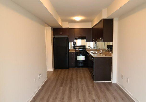 4975-southampton-drive-mississauga-ontario-w12806444
