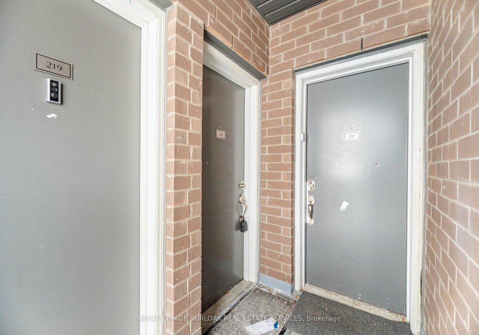 3062-sixth-line-oakville-ontario-w12806558