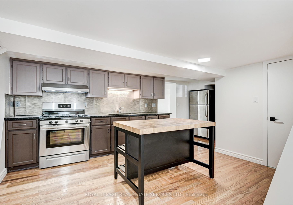 379-parkside-drive-toronto-ontario-w12806672