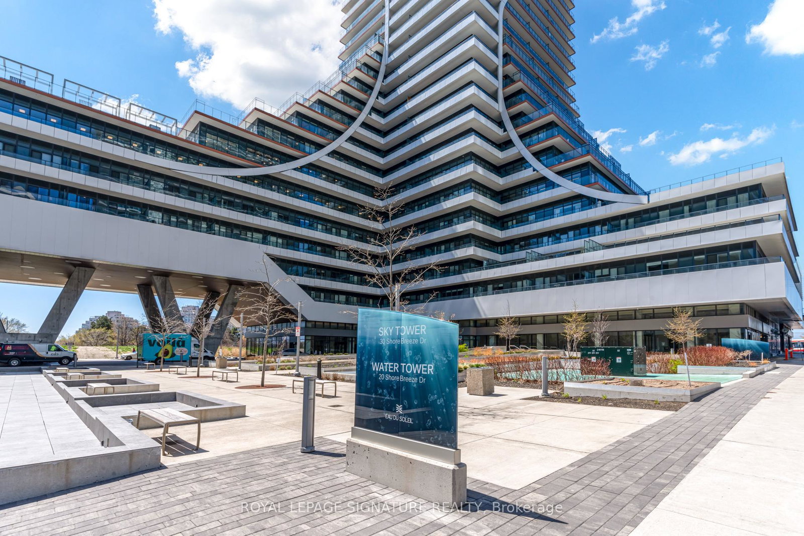 30-shore-breeze-drive-etobicoke-ontario-w12806678
