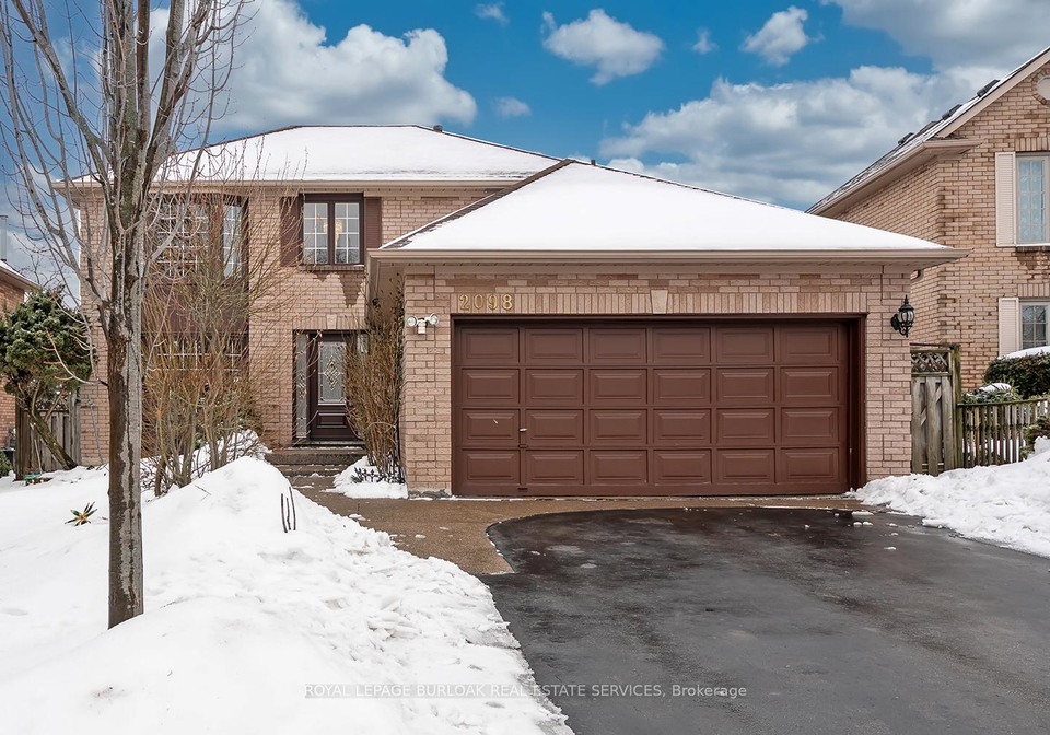 2098-oakmead-boulevard-oakville-ontario-w12806780