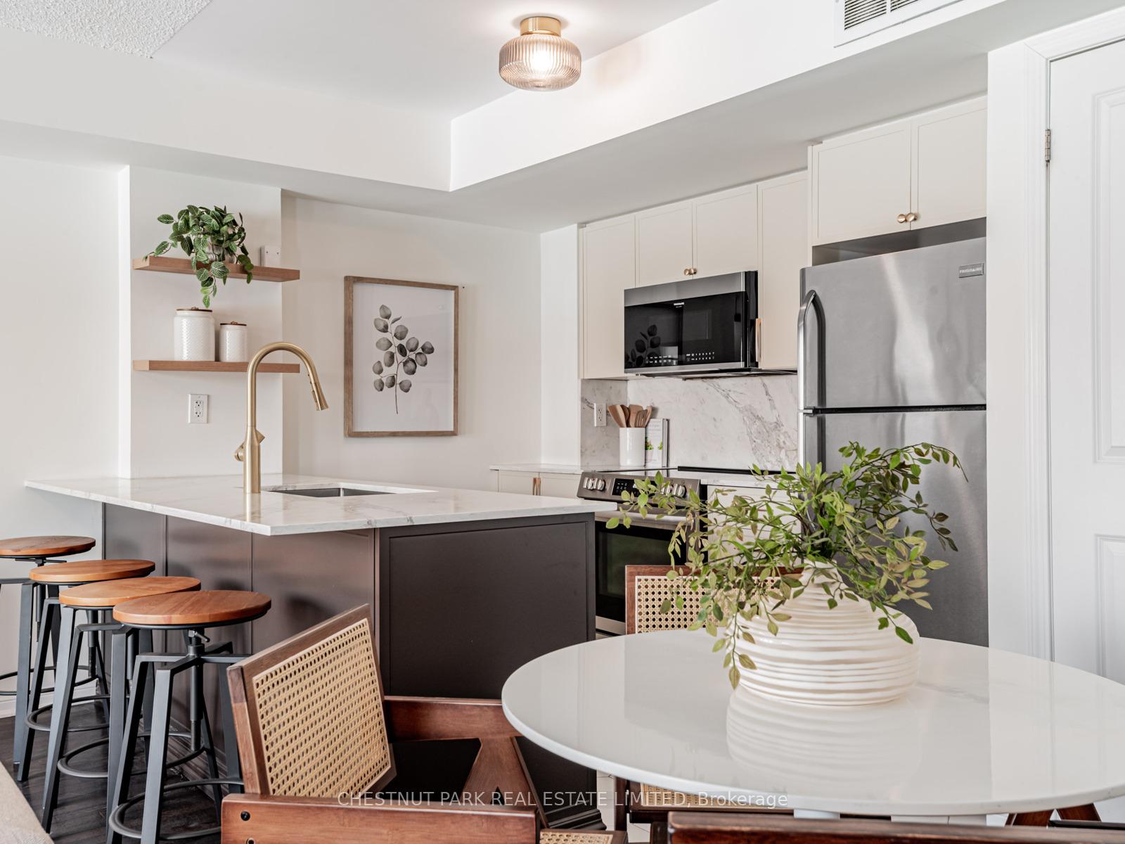 16-foundry-avenue-toronto-ontario-w12806882