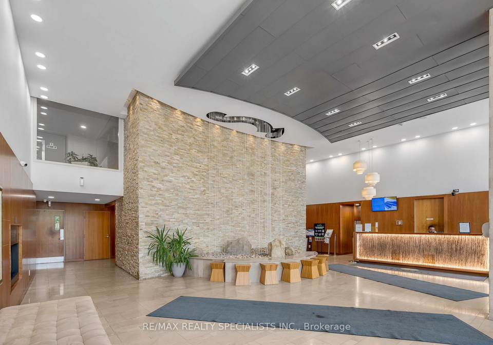 225-webb-drive-mississauga-ontario-w12807172