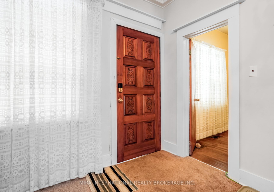 37-ruskin-avenue-toronto-ontario-w12807204