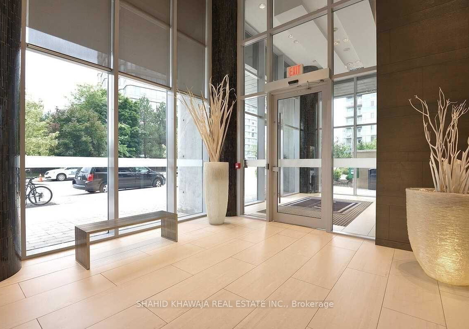 223-webb-drive-mississauga-ontario-w12807286