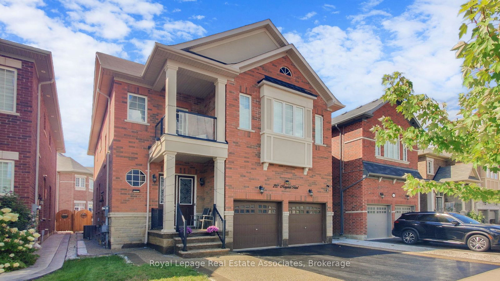 212-niagara-trail-halton-hills-ontario-w12807296
