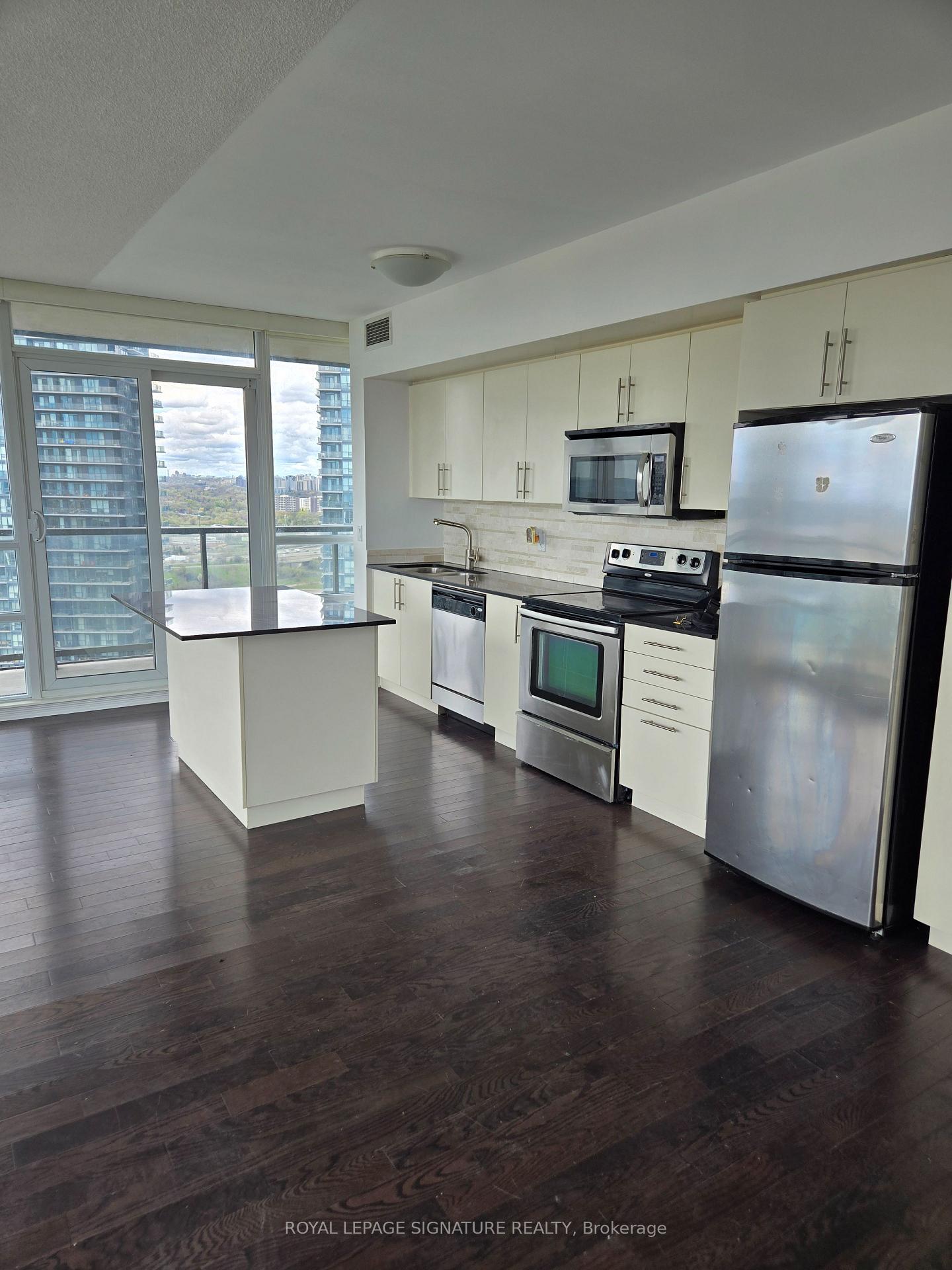 2240-lakeshore-boulevard-w-etobicoke-ontario-w12807344