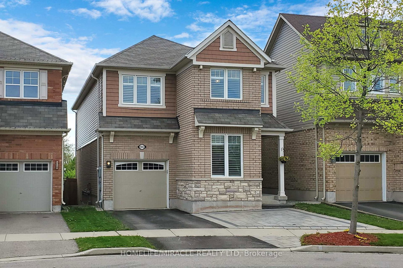 1042-tock-close-milton-ontario-w12807632