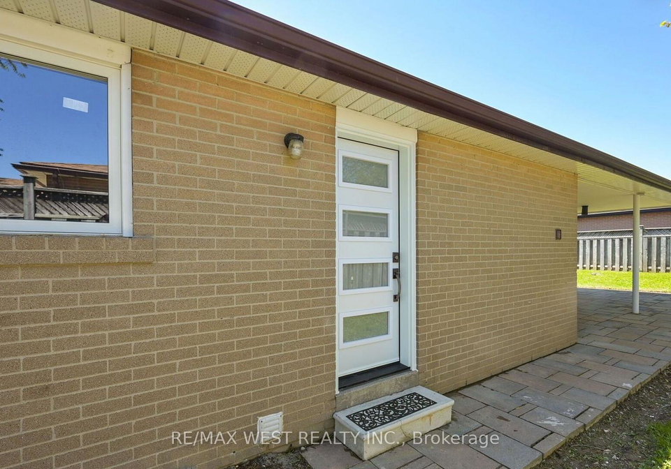 15-flavian-crescent-brampton-ontario-w12807634