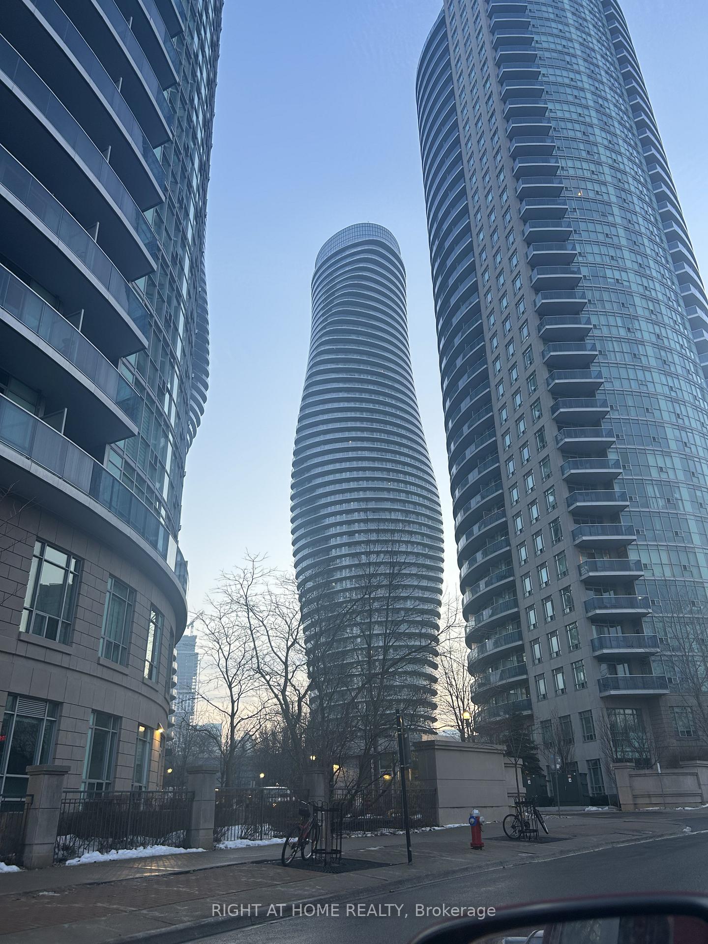 50-absolute-avenue-mississauga-ontario-w12807772