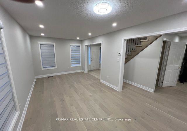 3036-abernathy-way-oakville-ontario-w12807780