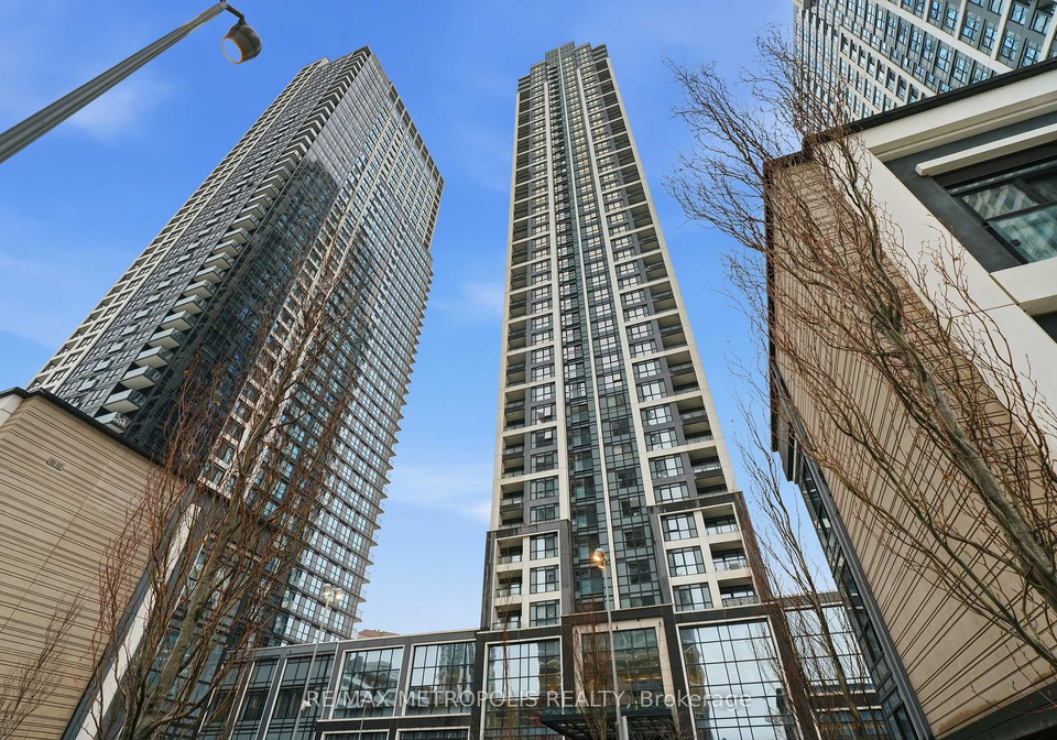 7-mabelle-avenue-etobicoke-ontario-w12807908