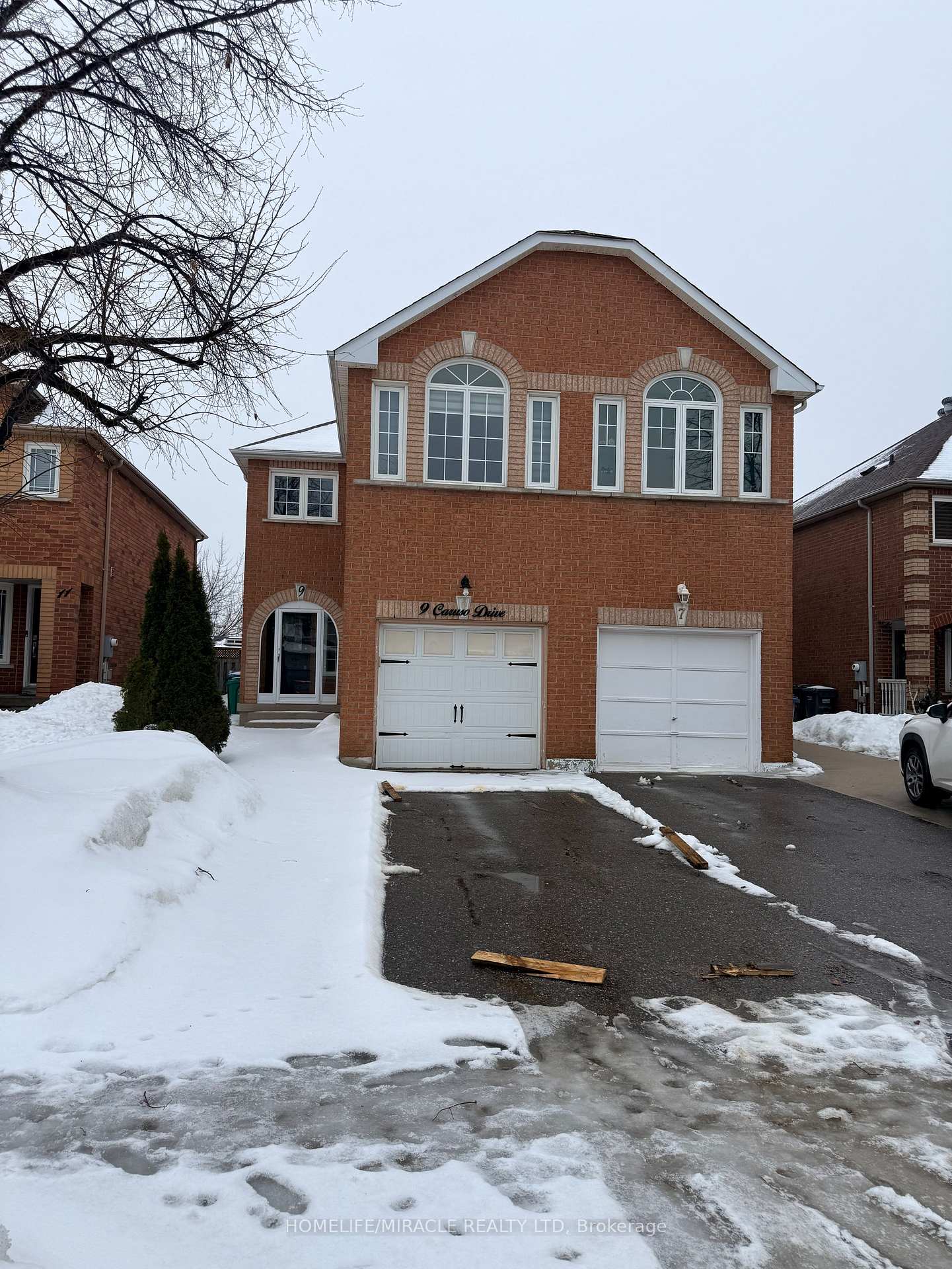 9-caruso-drive-brampton-ontario-w12808006