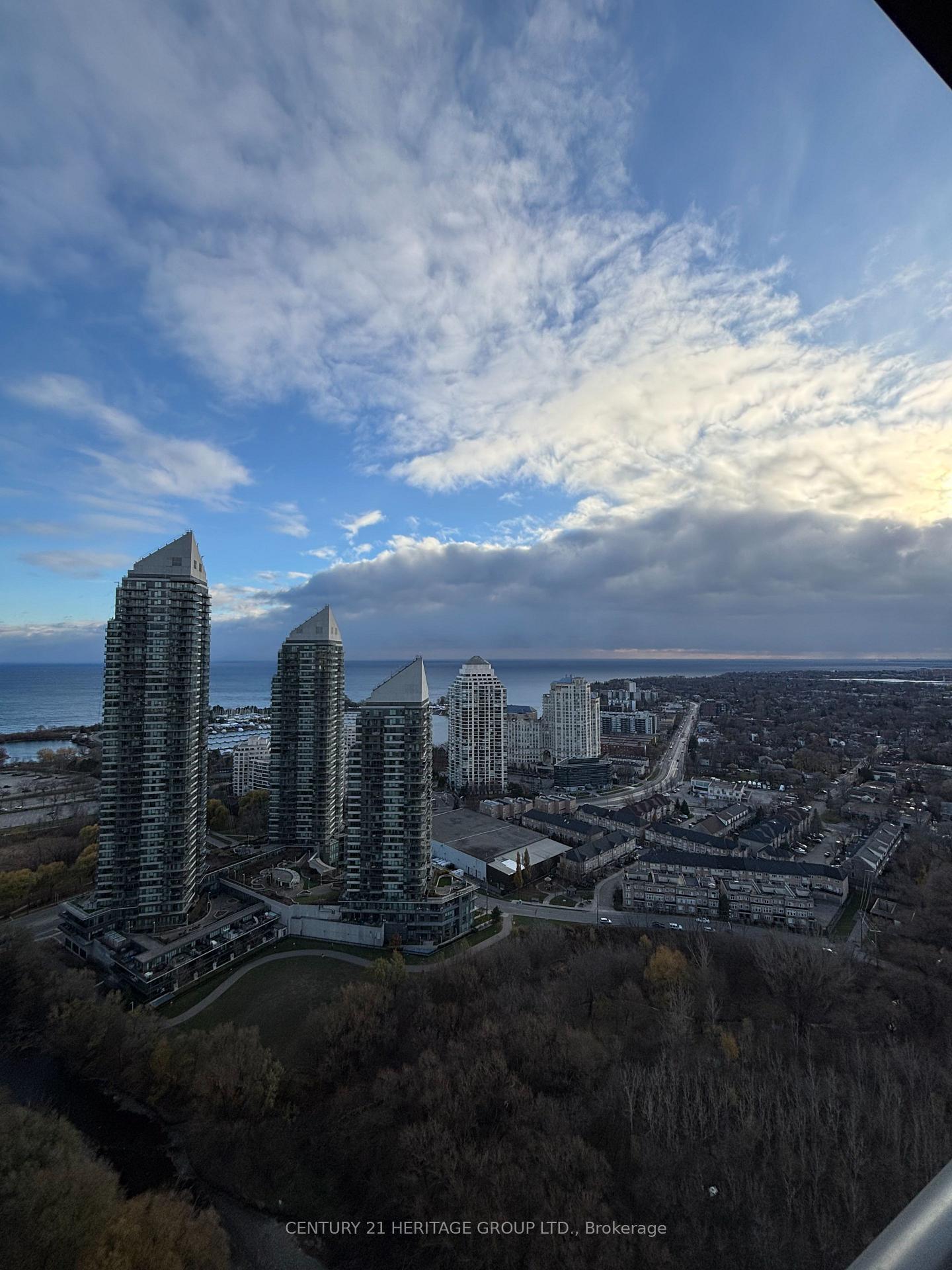 36-park-lawn-road-etobicoke-ontario-w12808044