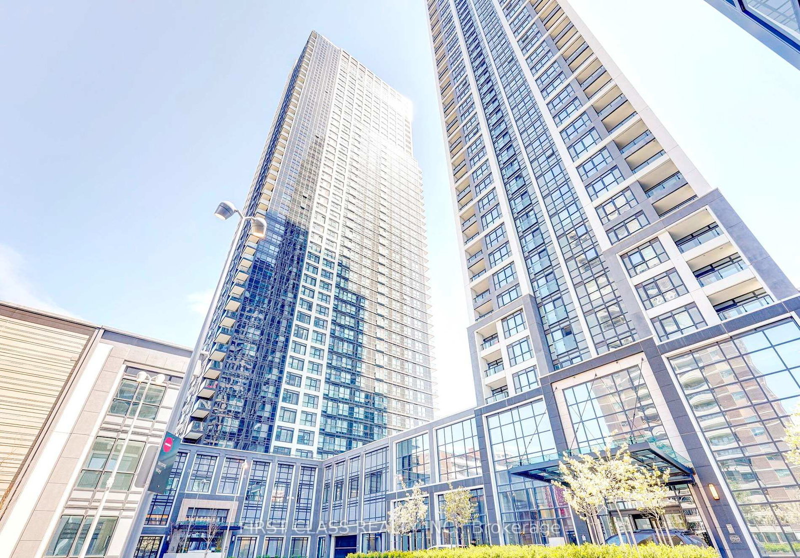 5-mabelle-avenue-etobicoke-ontario-w12808224