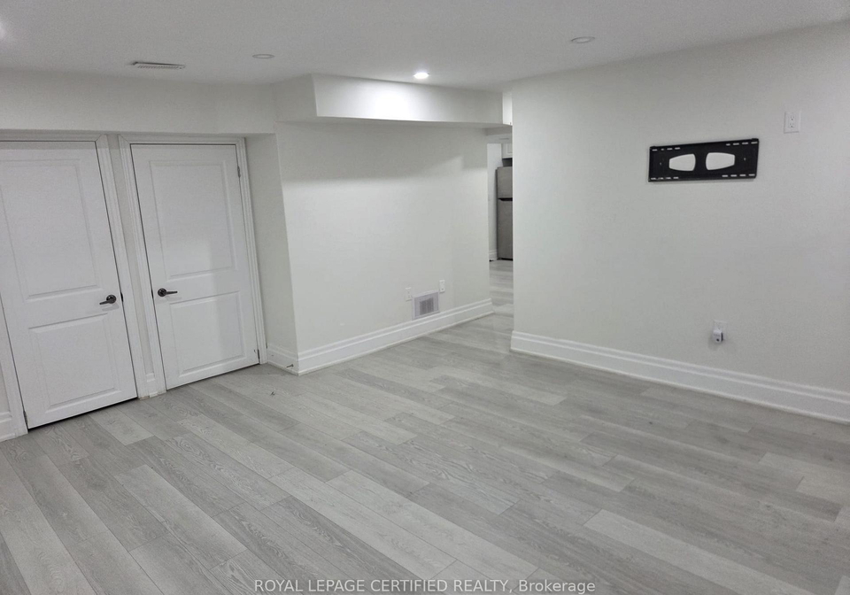 39-junior-road-brampton-ontario-w12808464