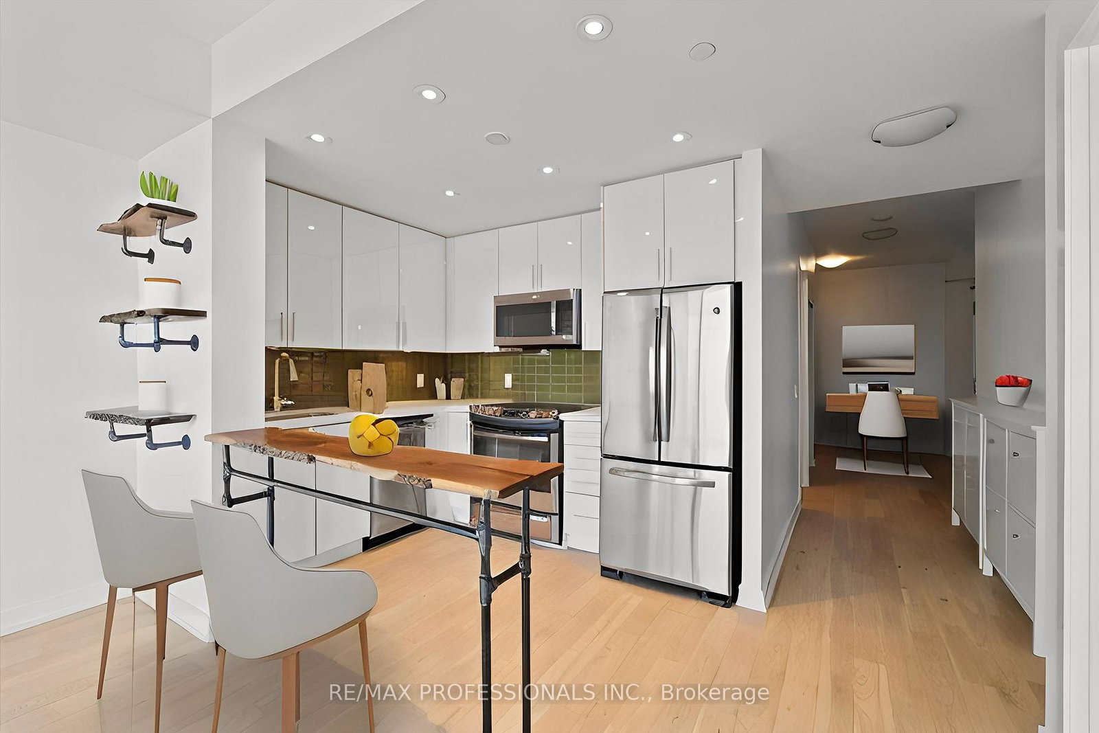 2212-lake-shore-boulevard-w-etobicoke-ontario-w12808676
