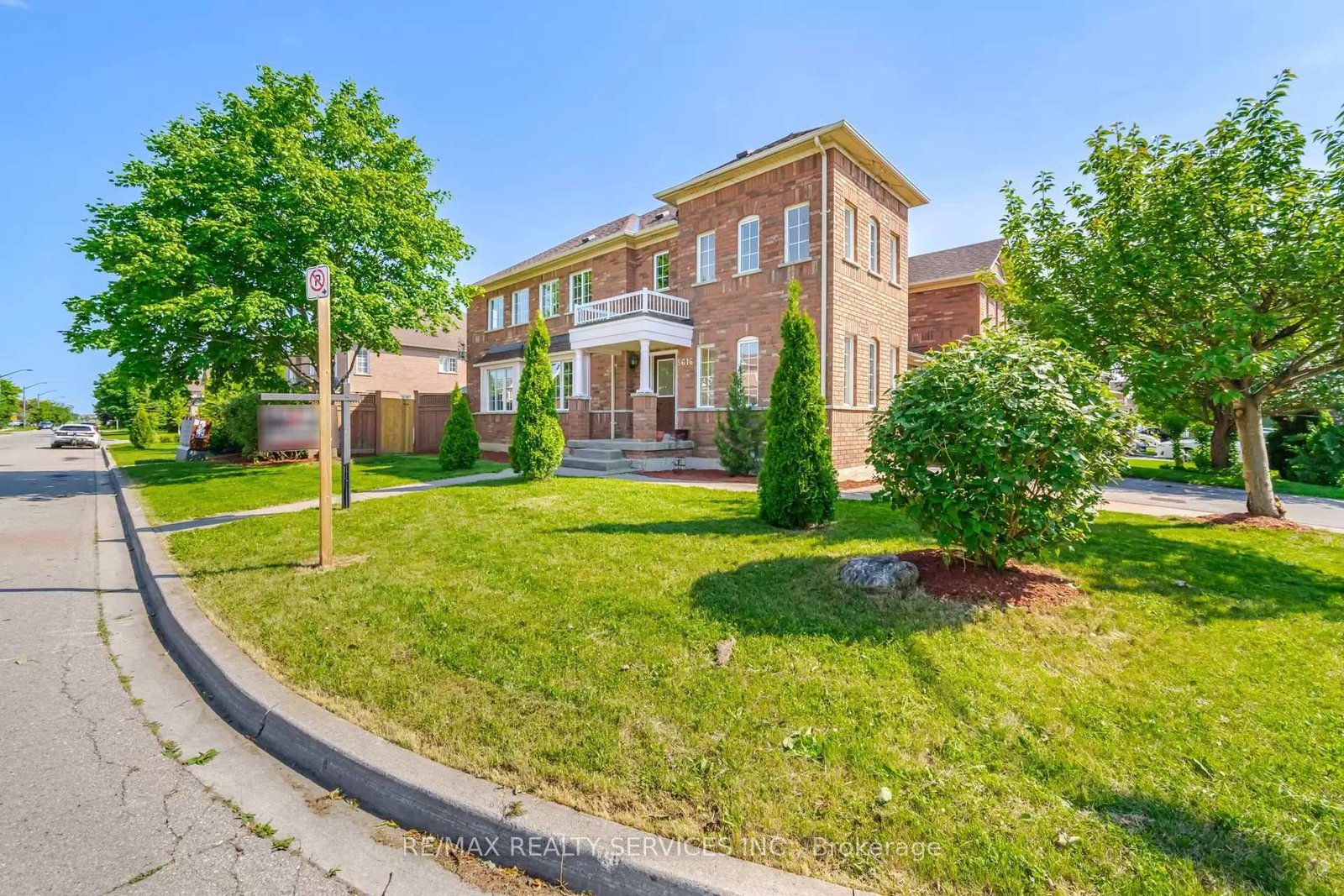 5616-margarita-crescent-mississauga-ontario-w12808710