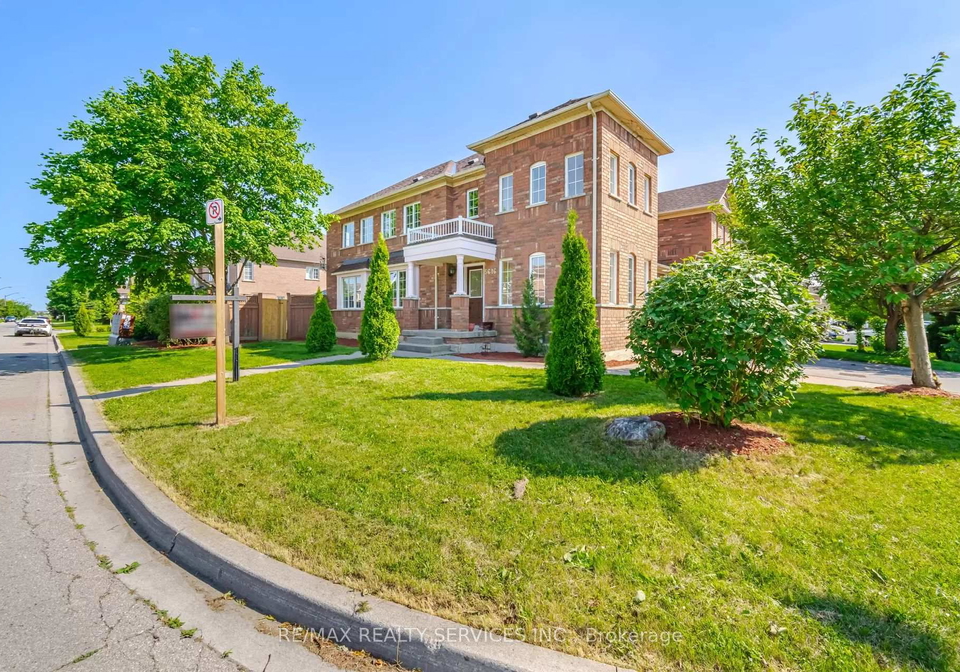5616-margarita-crescent-mississauga-ontario-w12808710
