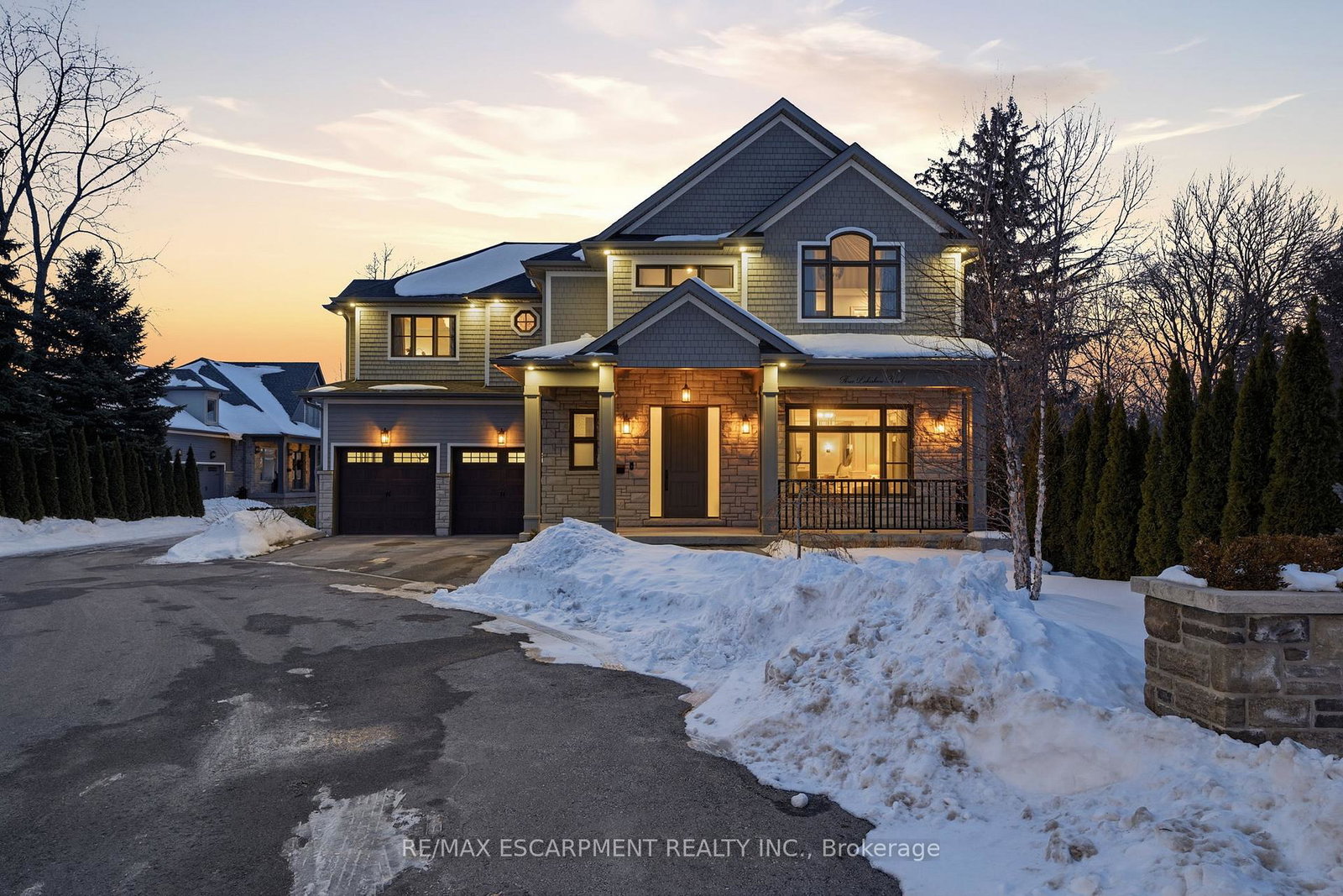 2265-lakeshore-road-burlington-ontario-w12808822