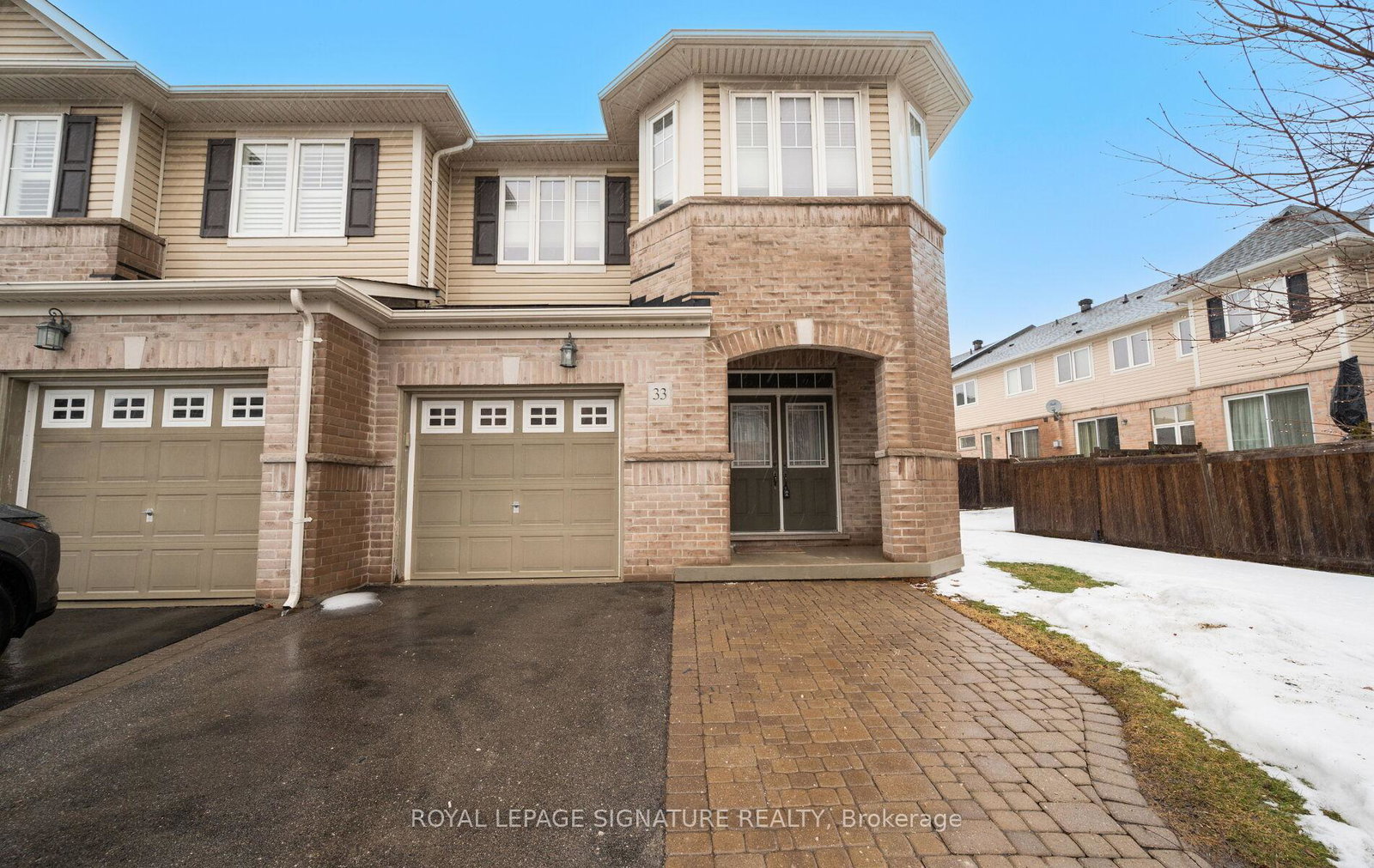 2019-trawden-way-oakville-ontario-w12808824