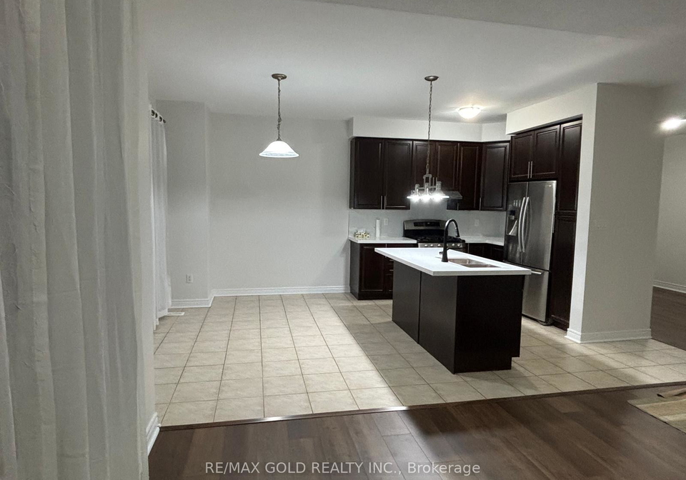 88-lightcatcher-circle-brampton-ontario-w12809238