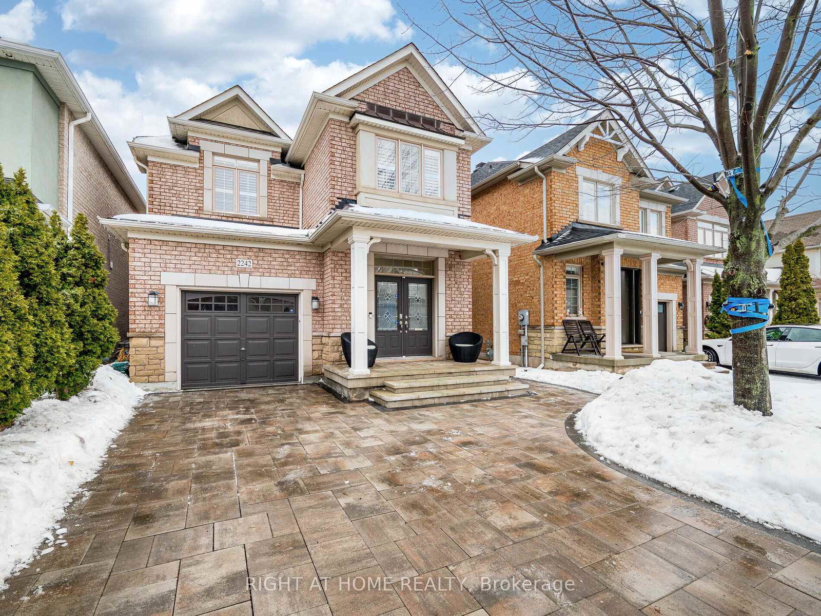 2242-kwinter-road-oakville-ontario-w12809354