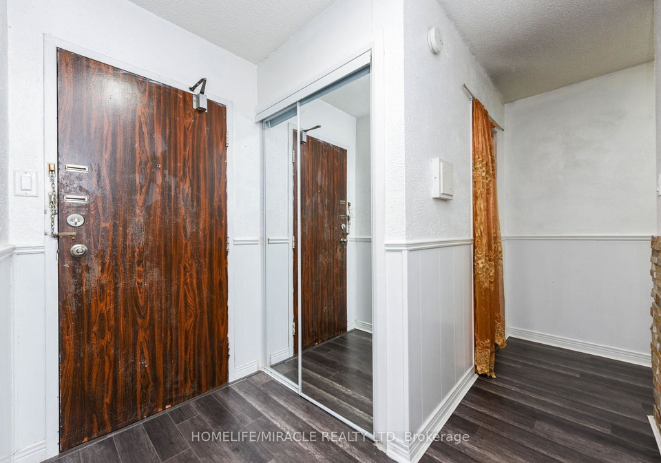 18-knightsbridge-road-brampton-ontario-w12809506