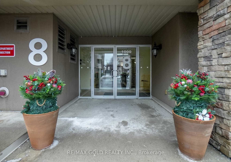 8-dayspring-circle-e-brampton-ontario-w12809546