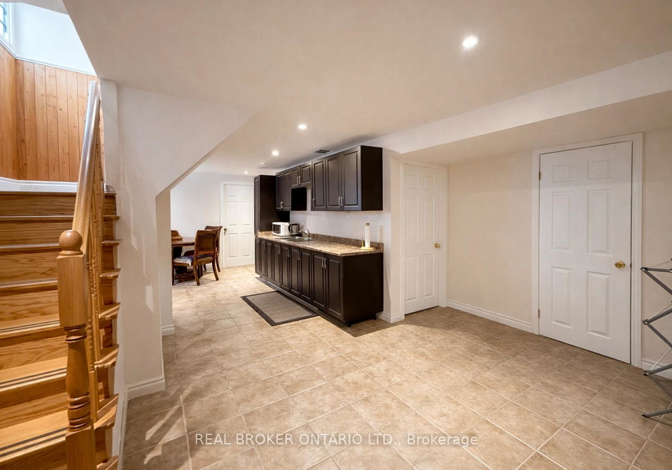 1602-coram-crescent-mississauga-ontario-w12809626