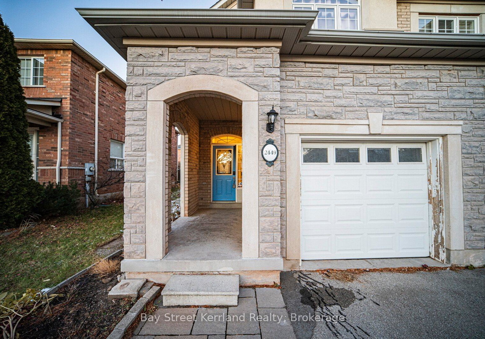 2449-lazio-lane-oakville-ontario-w12809808
