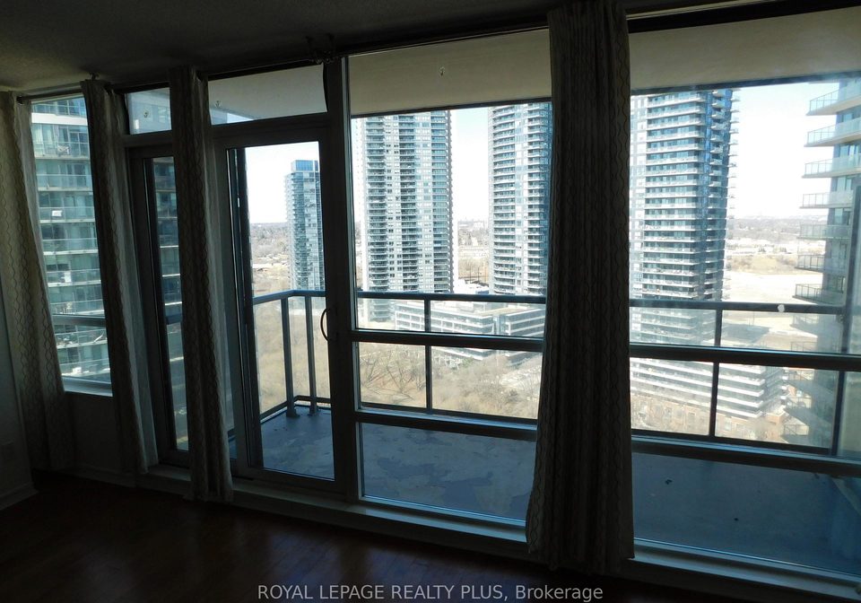 2240-lakeshore-boulevard-w-etobicoke-ontario-w12809902