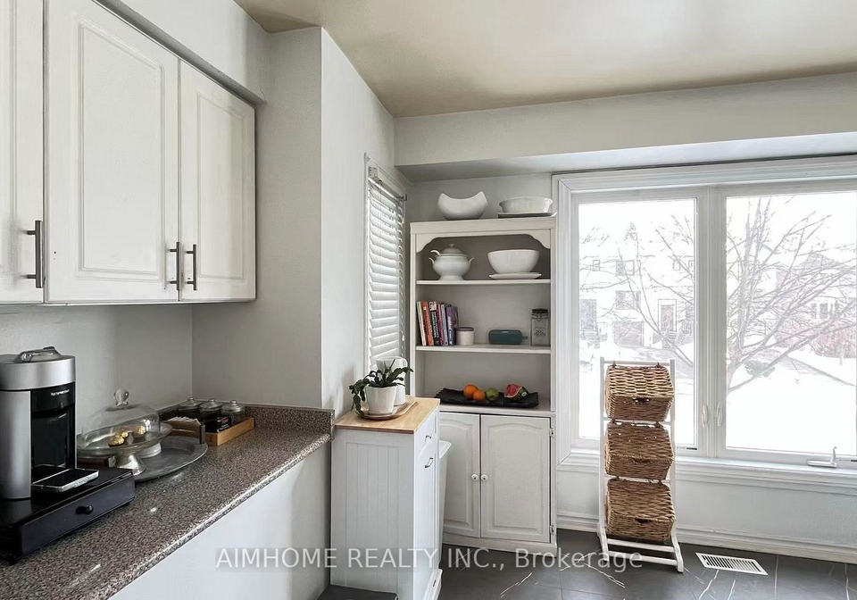 1492-litchfield-road-oakville-ontario-w12810380