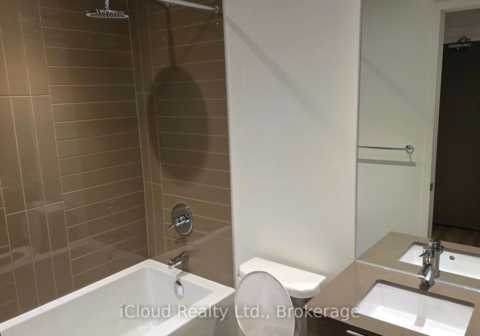 448-burnhamthorpe-road-w-mississauga-ontario-w12810418