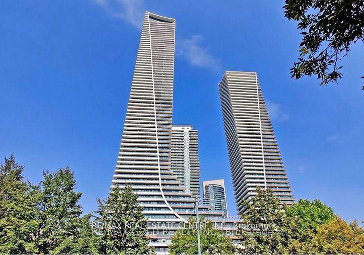 30-shore-breeze-drive-etobicoke-ontario-w12810468