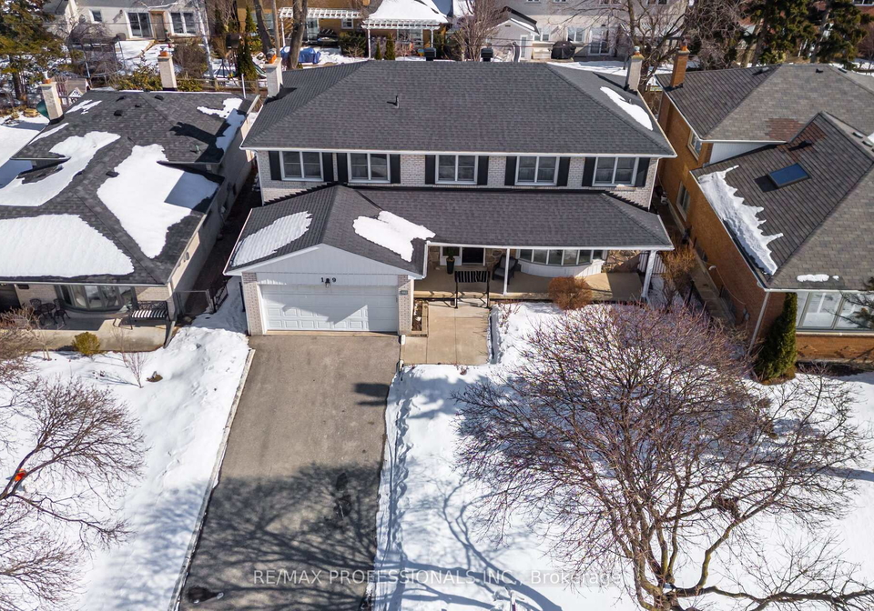 19-cherry-post-crescent-etobicoke-ontario-w12810656