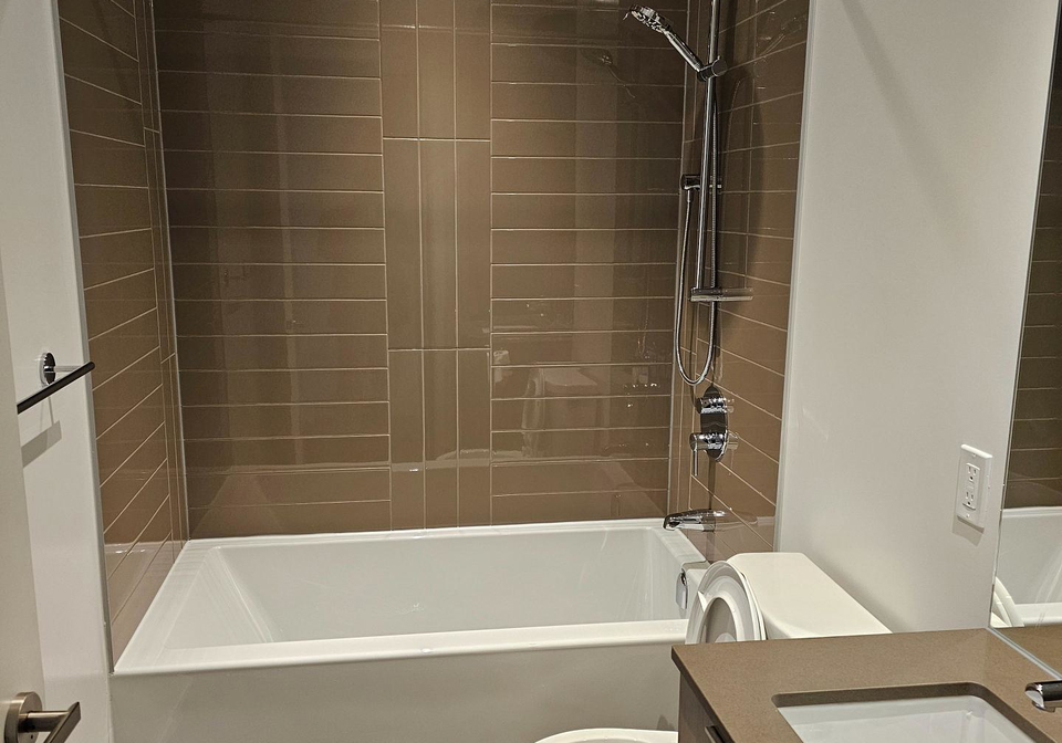 448-burnhamthorpe-road-w-mississauga-ontario-w12810828