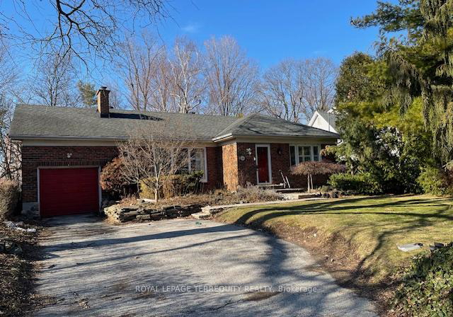 425-river-side-drive-oakville-ontario-w12810830