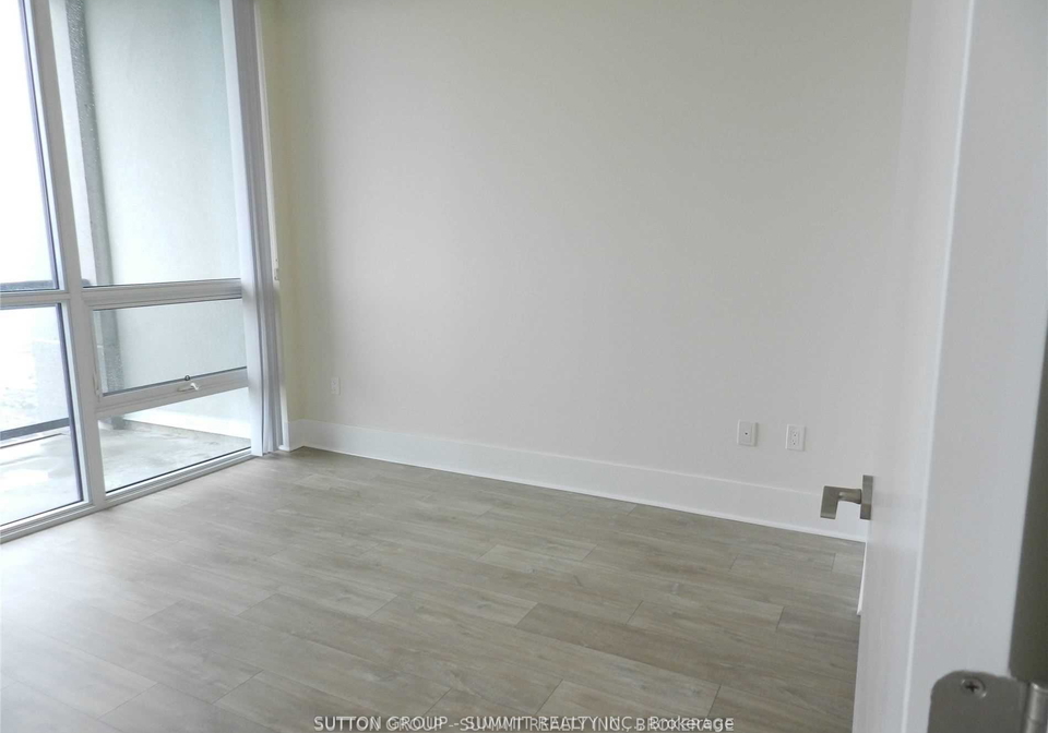 3975-grand-park-drive-mississauga-ontario-w12810844