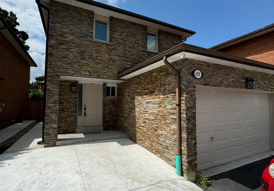 659-roselaire-trail-mississauga-ontario-w12811198