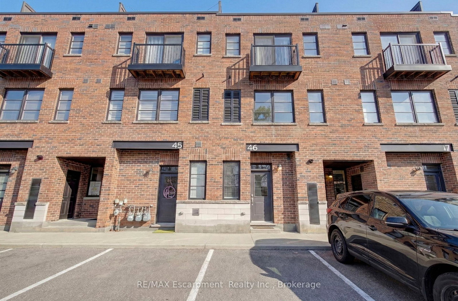 46-70-plains-road-w-burlington-ontario-w12811560