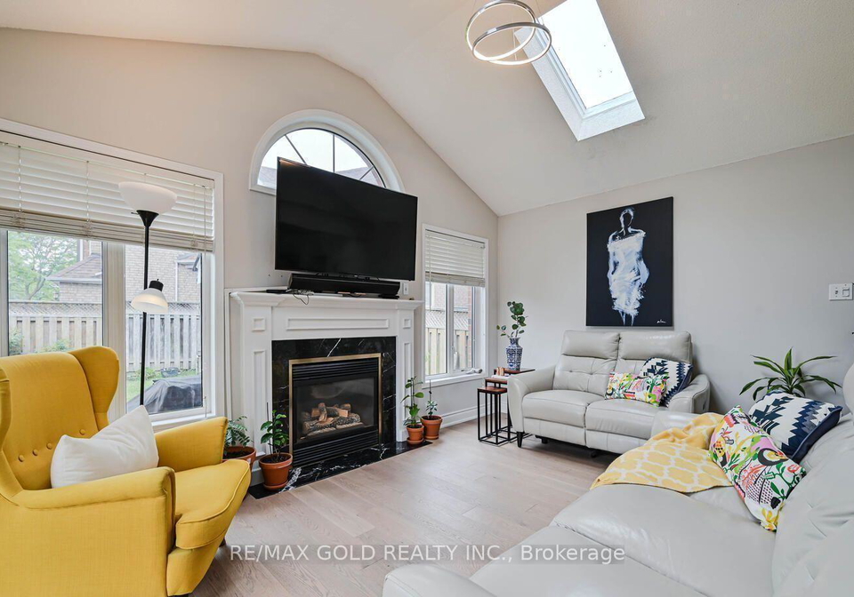 44-ribbon-drive-brampton-ontario-w12811716