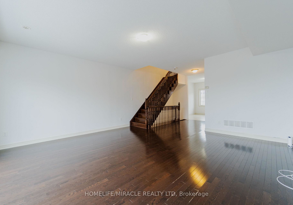 106-aspen-hills-road-brampton-ontario-w12812012