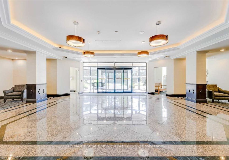 2155-burnhamthorpe-road-w-mississauga-ontario-w12812670